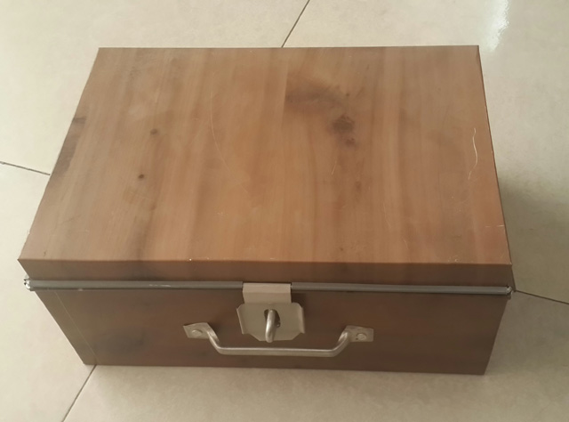 Hòm tôn D32xC15xR22cm