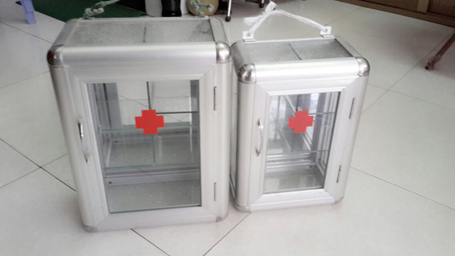 Tủ thuốc  nhỏ (nhôm kính)