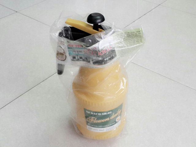 Bình xịt SR.02 tưới cây